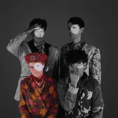 The Name of This Band Member is Tina 封面
